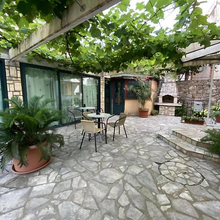 Guesthouse Tri Palme Bečići Eksteriør billede