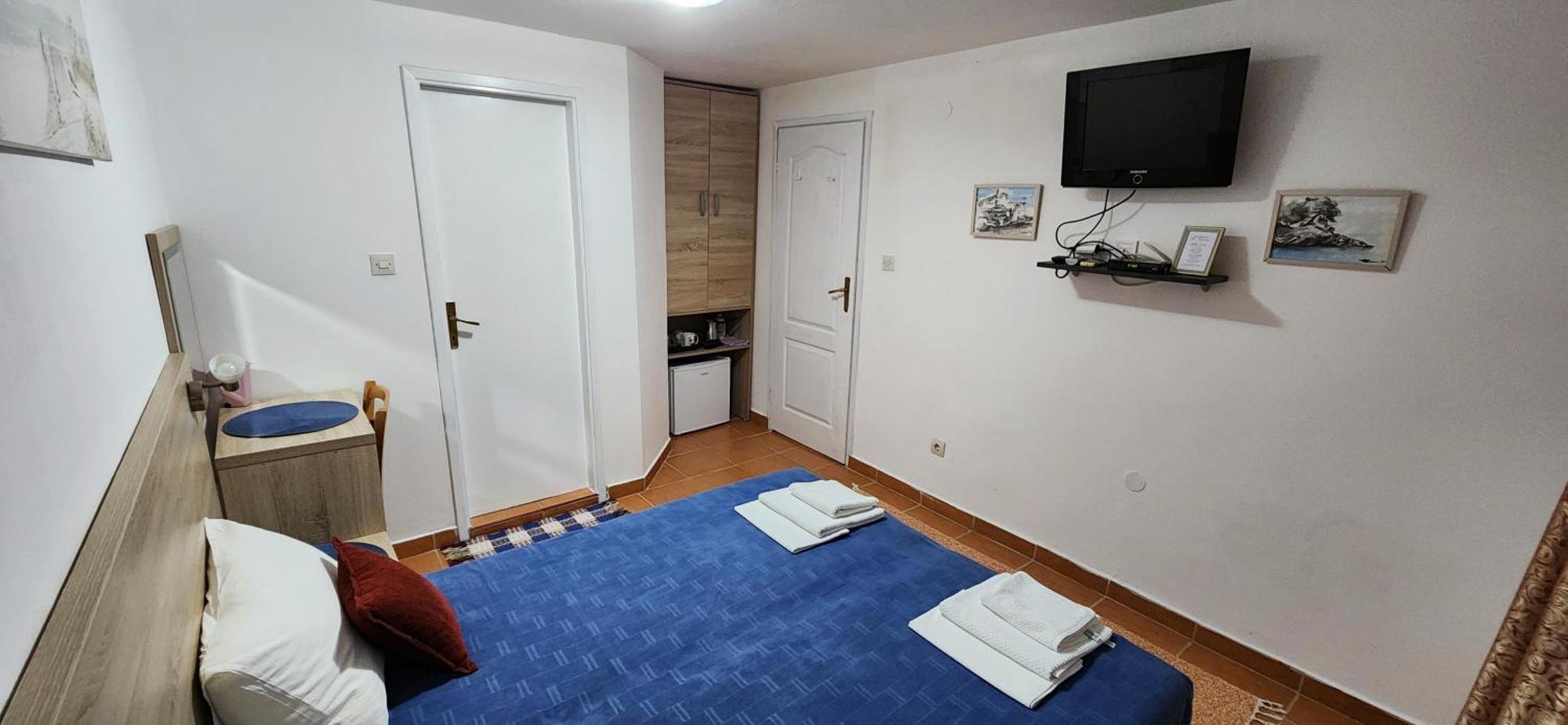 Guesthouse Tri Palme Bečići Eksteriør billede